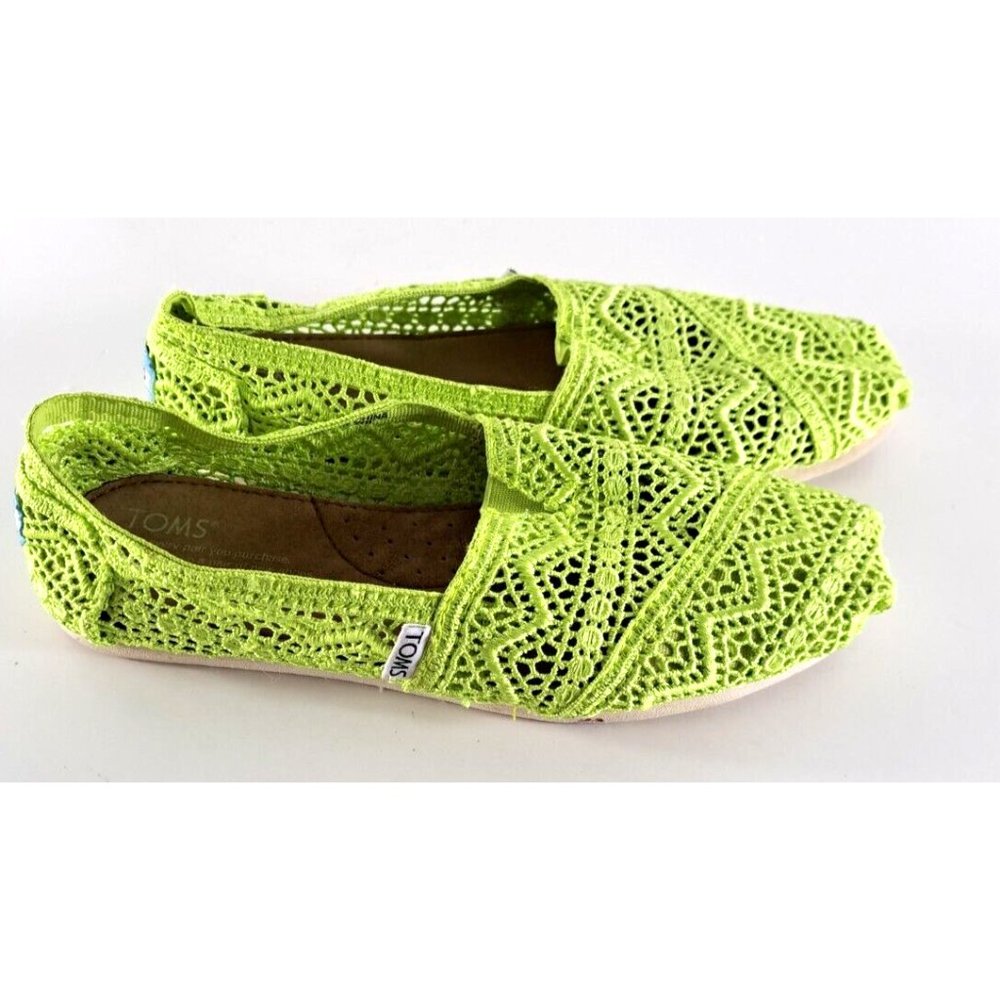 Women's Toms Shoes Neon Green Crochet Lace Slip On Comfort Walking Size 6